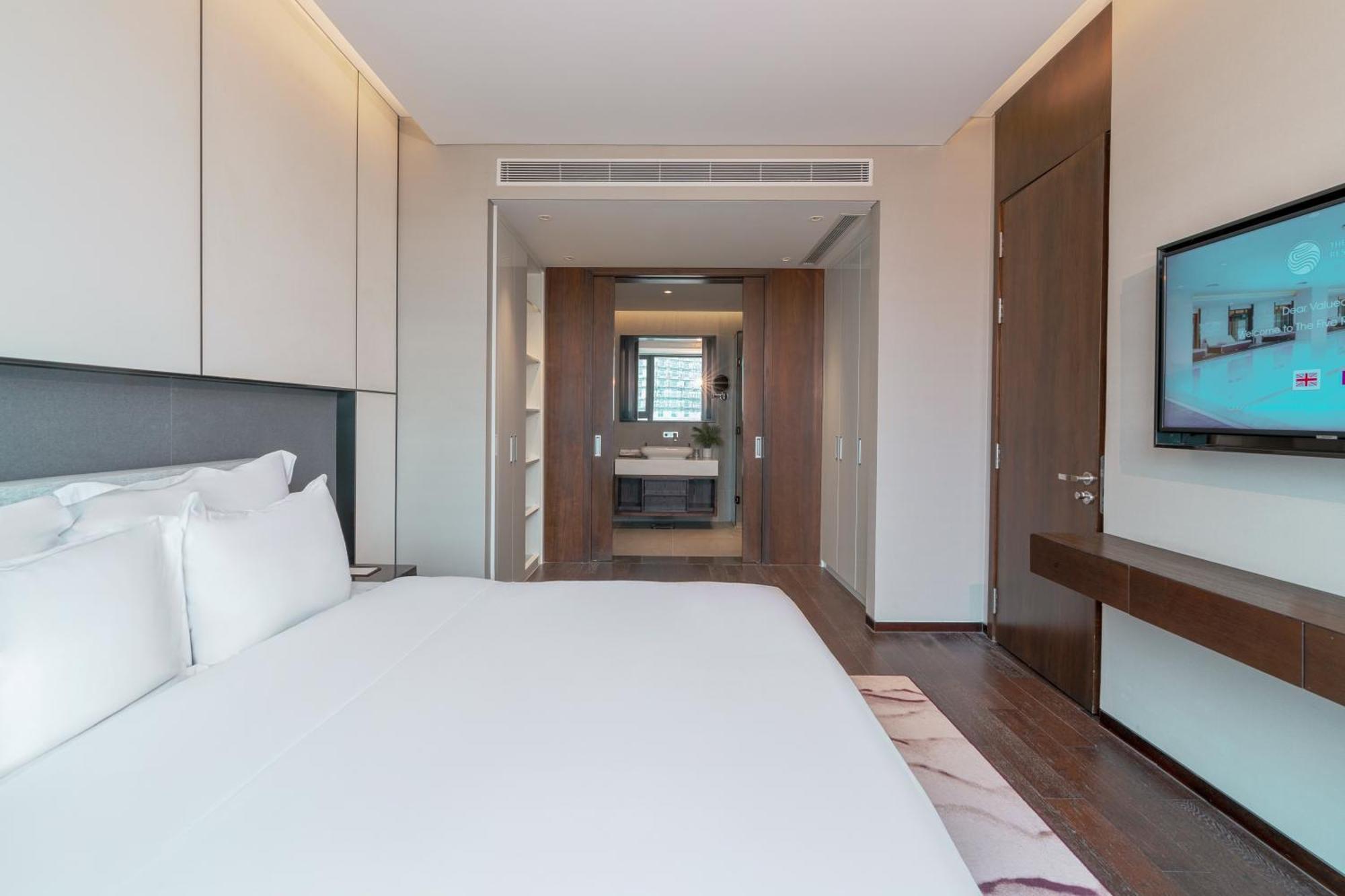 The Five Residences 5*